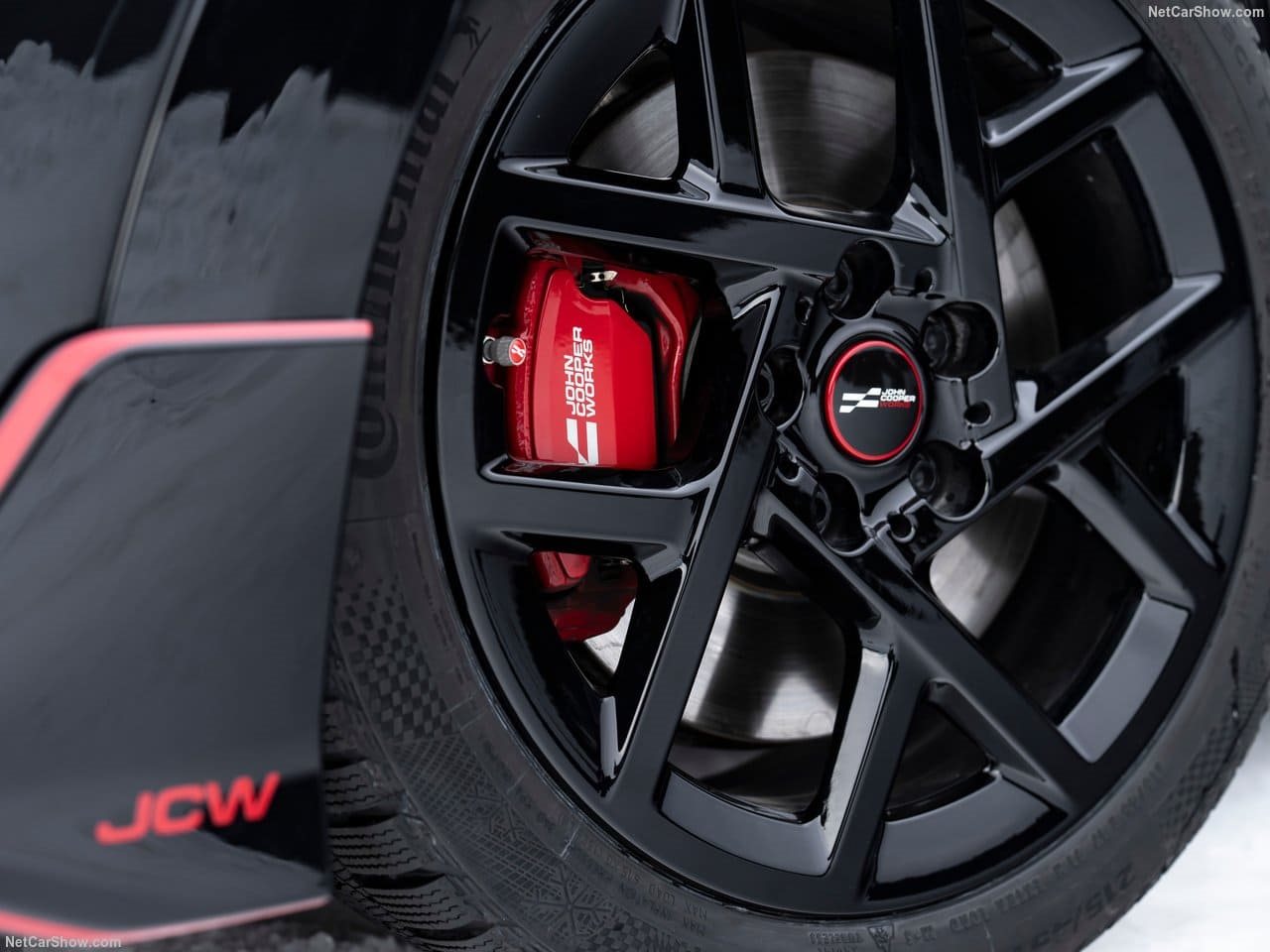 MINI JOHN COOPER WORKS WITH GENUINE ACCESSORIES, foto 51
