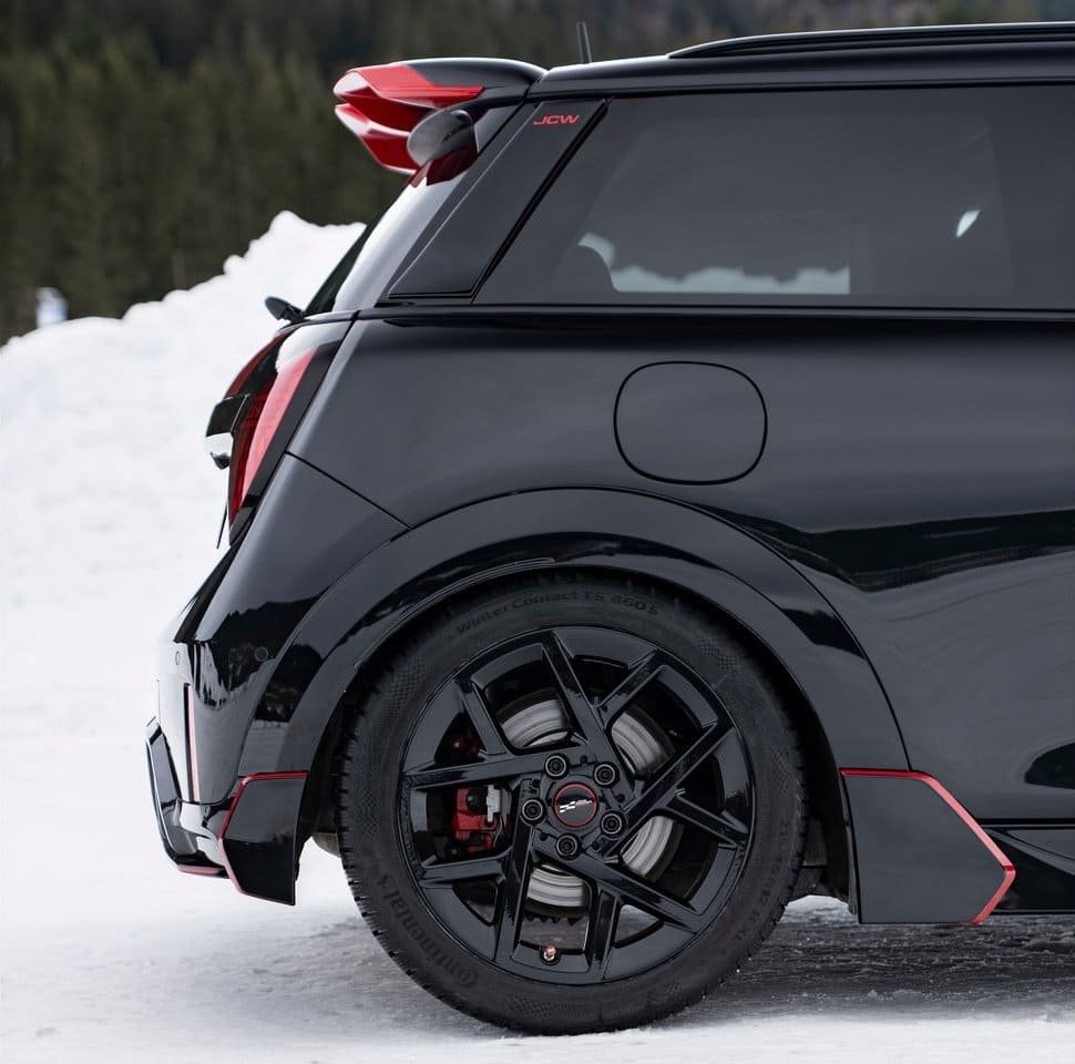 MINI JOHN COOPER WORKS WITH GENUINE ACCESSORIES, foto 77