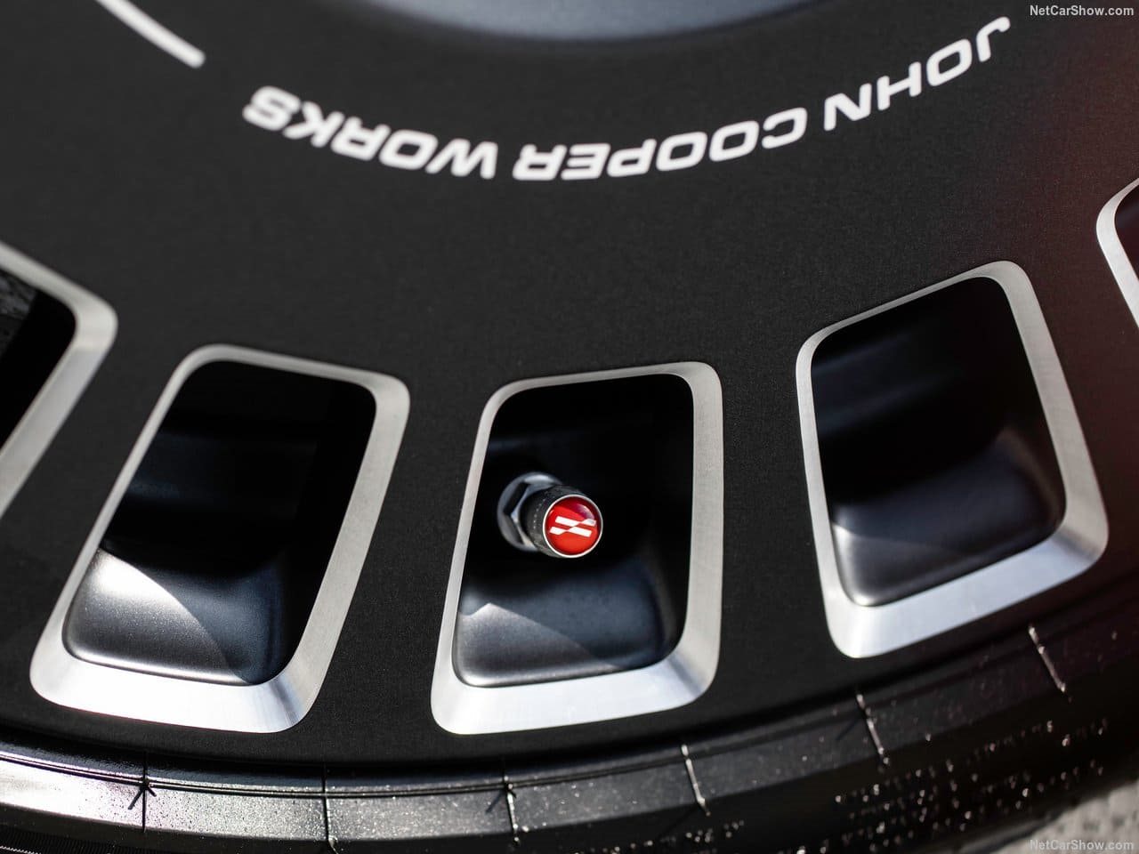 MINI JOHN COOPER WORKS WITH GENUINE ACCESSORIES, foto 93