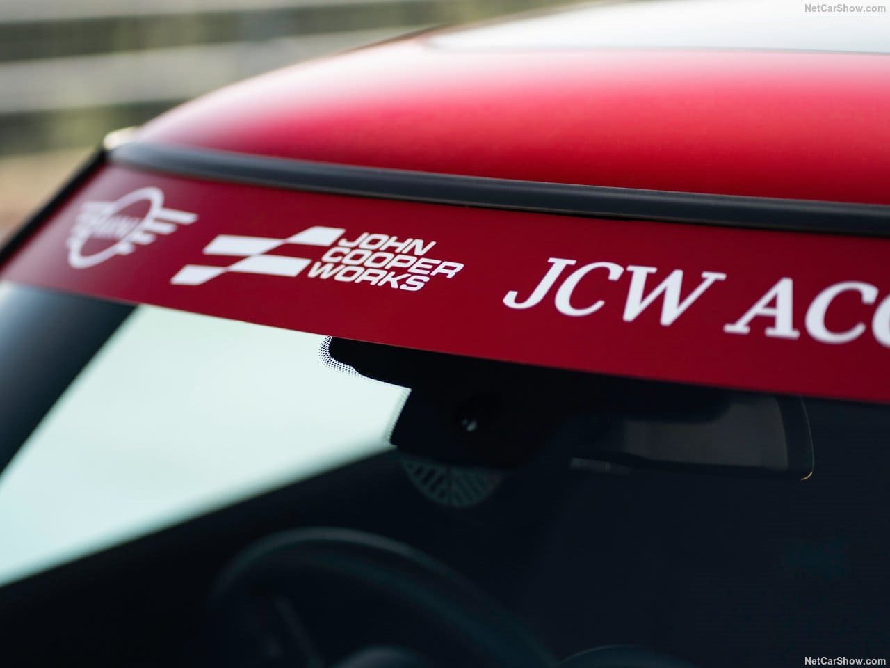 MINI JOHN COOPER WORKS WITH GENUINE ACCESSORIES, foto 98
