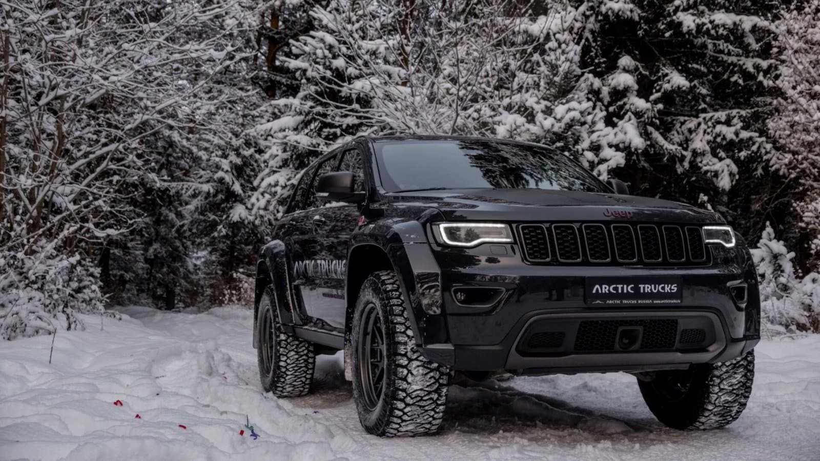 2025 - JEEP GRAND CHEROKEE AT35 BY ARCTIC TRUCKS, foto 2