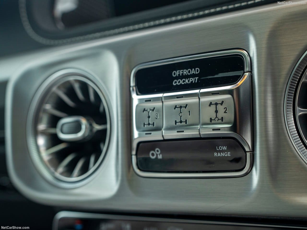 2025 - MERCEDES-AMG G 63 UK VERSION, foto 23