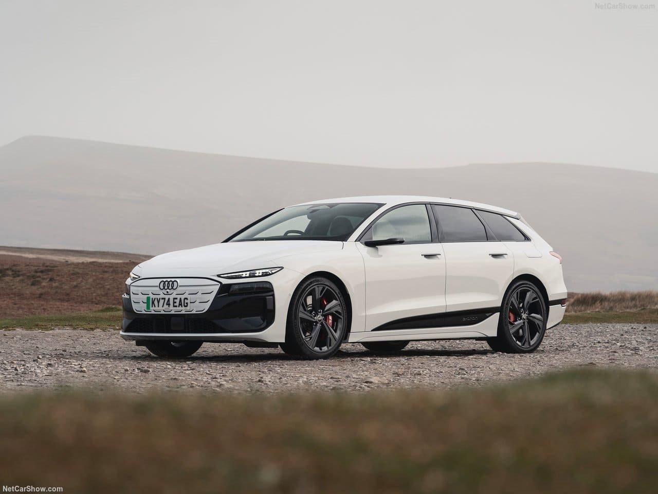 2025 - AUDI S6 AVANT E-TRON UK VERSION, foto 4