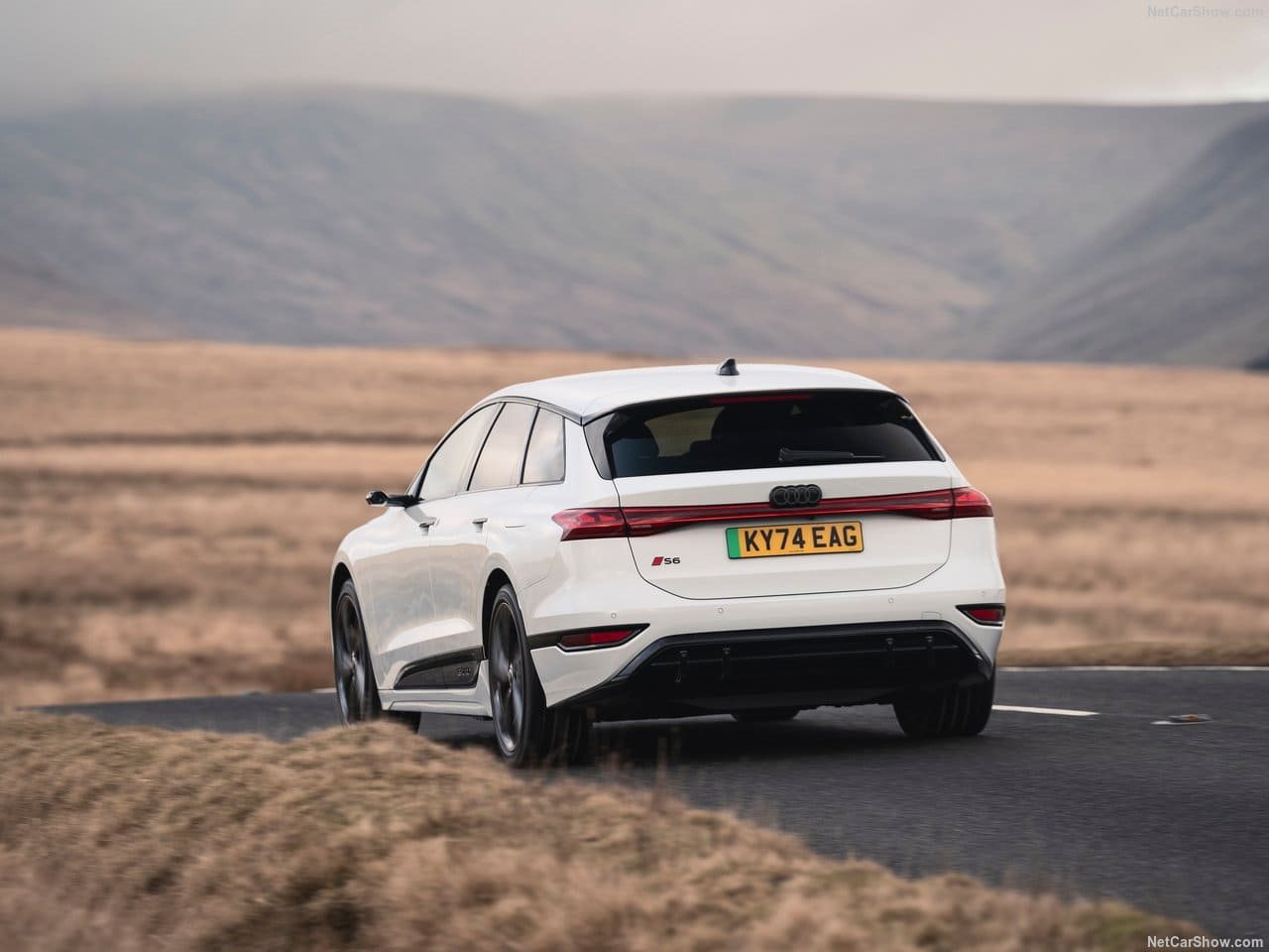2025 - AUDI S6 AVANT E-TRON UK VERSION, foto 29