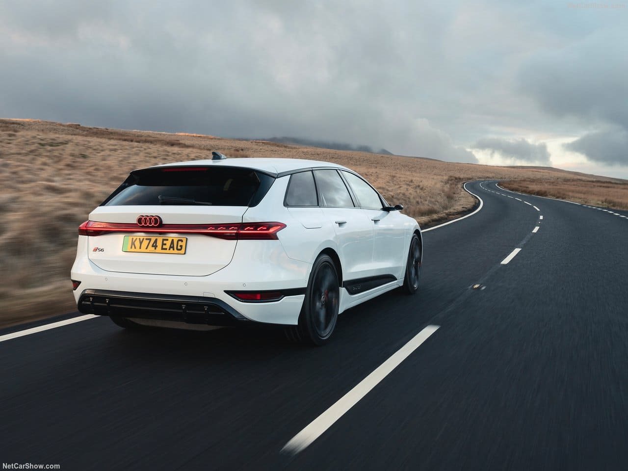 2025 - AUDI S6 AVANT E-TRON UK VERSION, foto 36