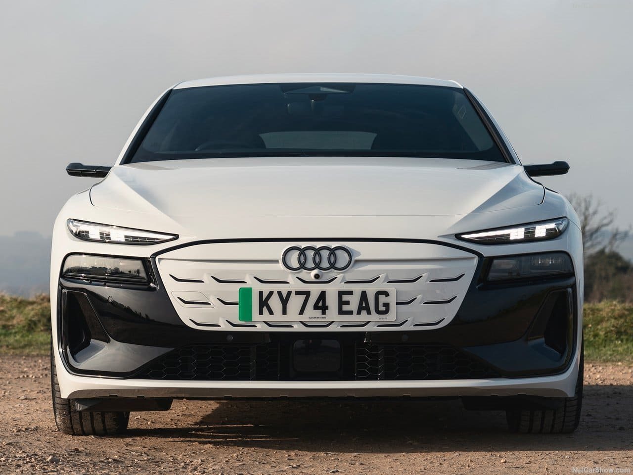 2025 - AUDI S6 AVANT E-TRON UK VERSION, foto 42