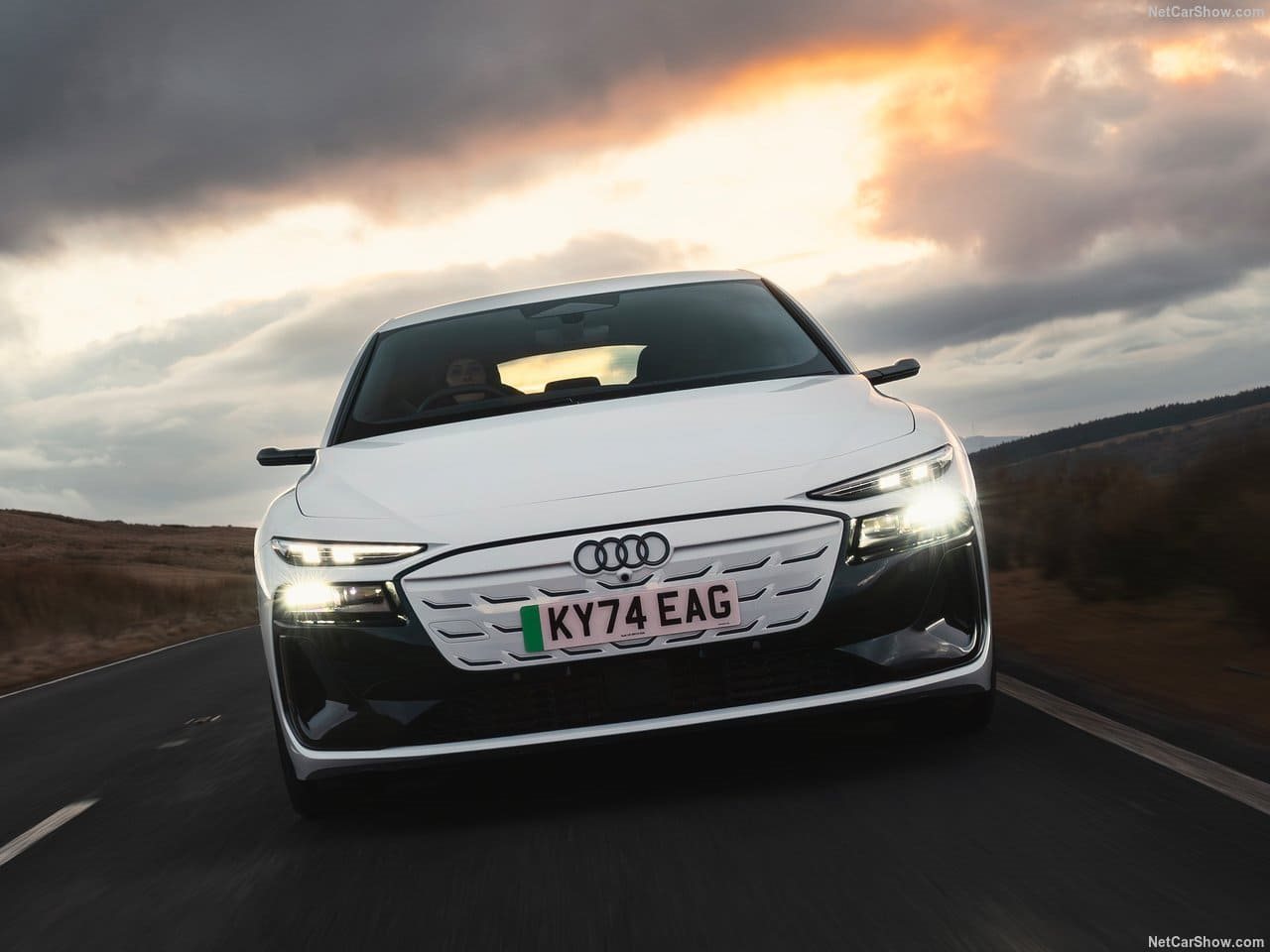2025 - AUDI S6 AVANT E-TRON UK VERSION, foto 44