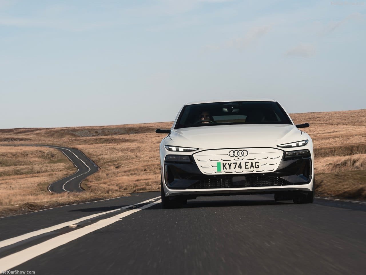 2025 - AUDI S6 AVANT E-TRON UK VERSION, foto 45