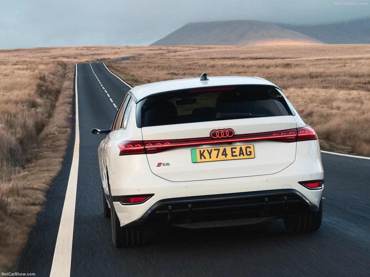 2025 - AUDI S6 AVANT E-TRON UK VERSION, foto 49