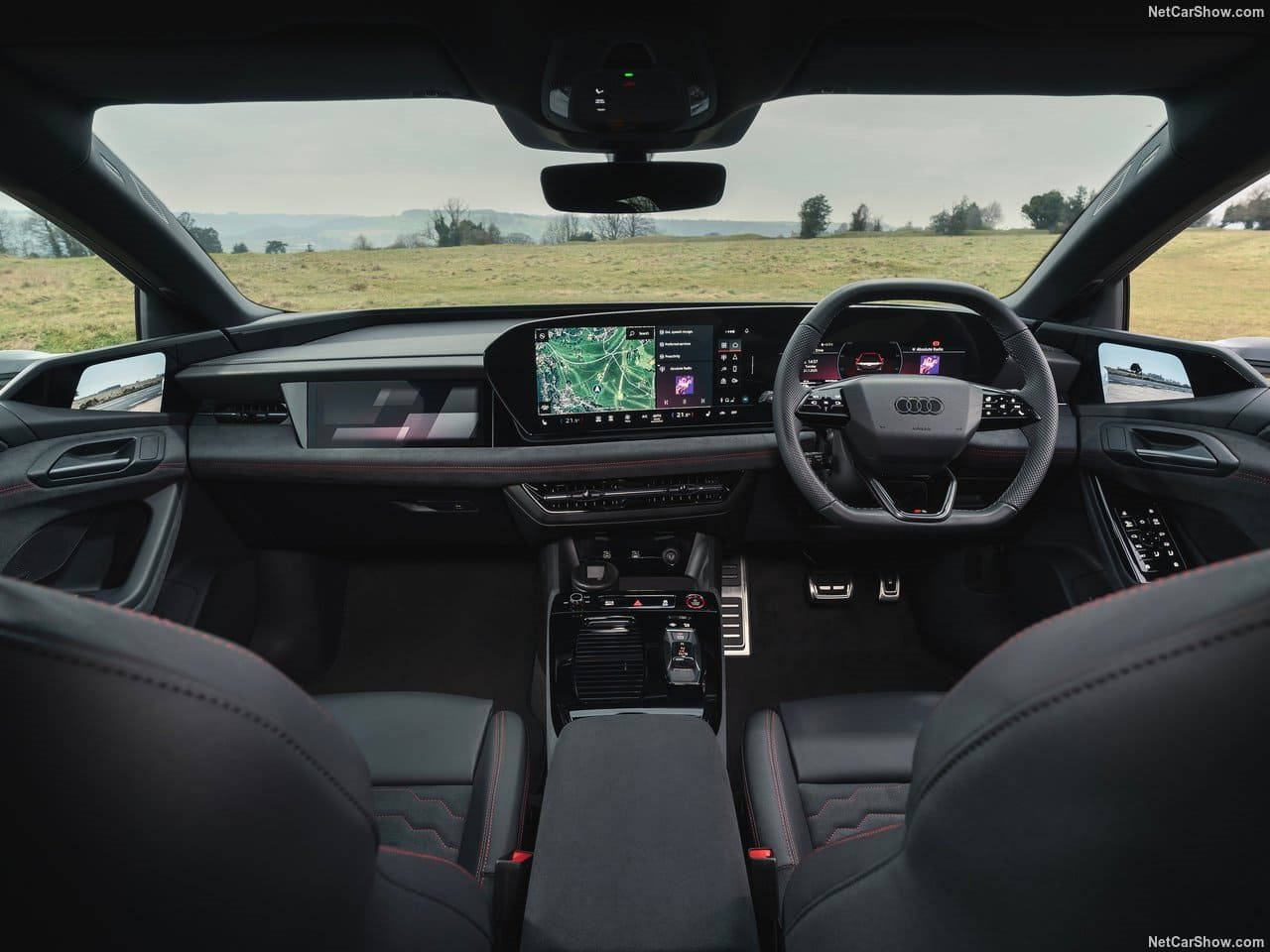 2025 - AUDI S6 AVANT E-TRON UK VERSION, foto 51