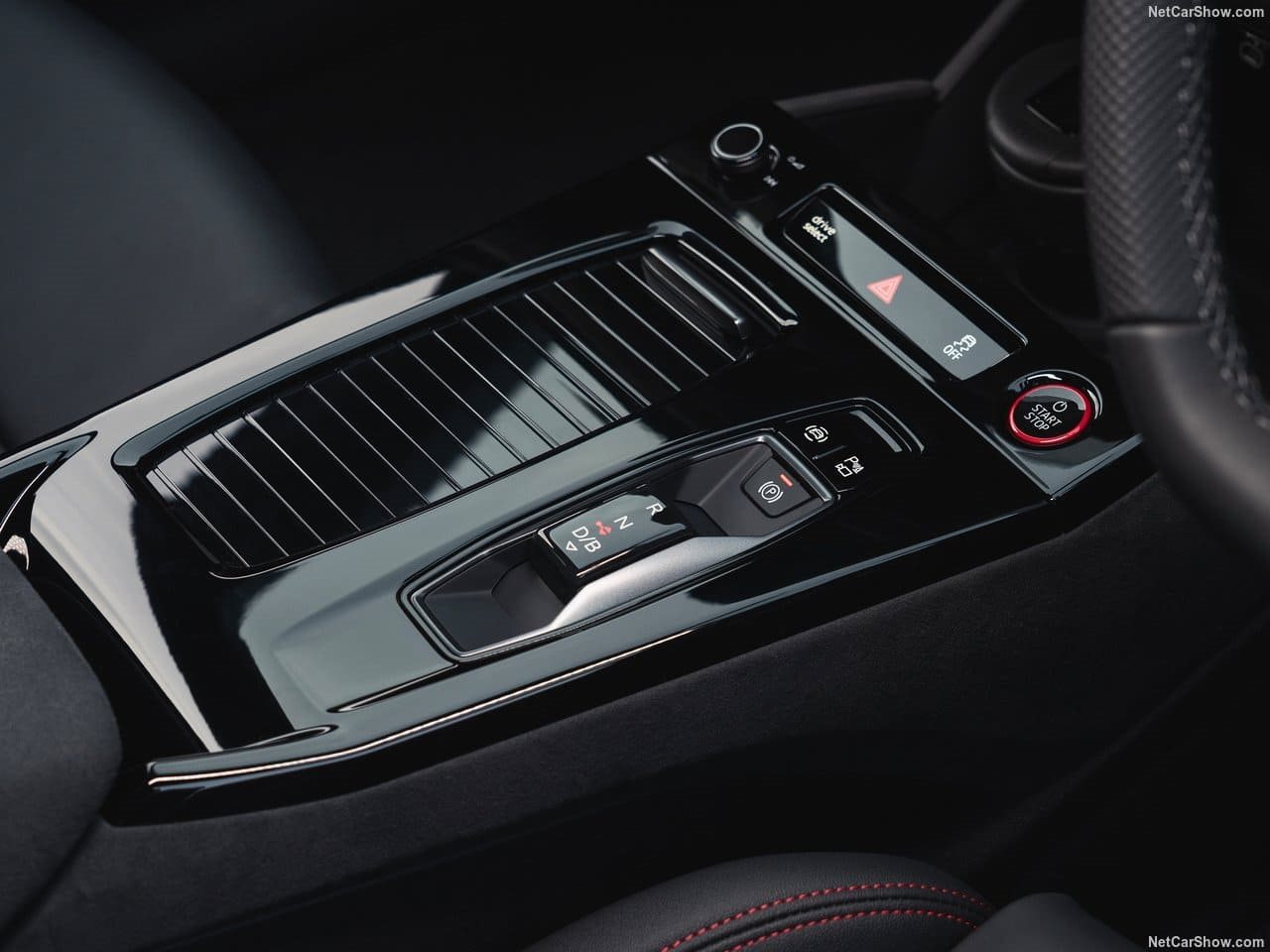 2025 - AUDI S6 AVANT E-TRON UK VERSION, foto 73