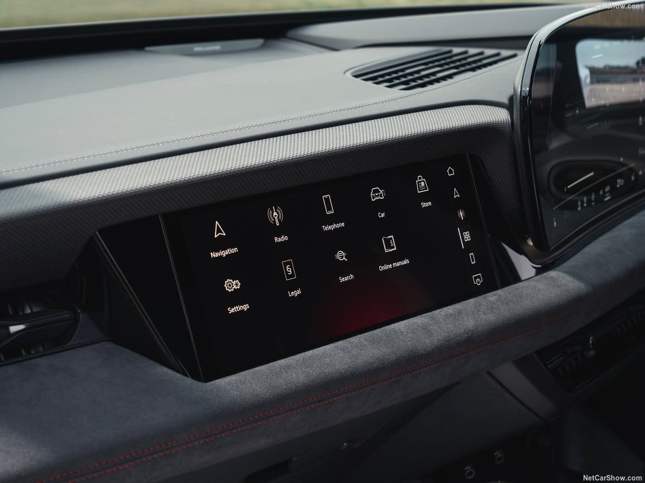 2025 - AUDI S6 AVANT E-TRON UK VERSION, foto 85
