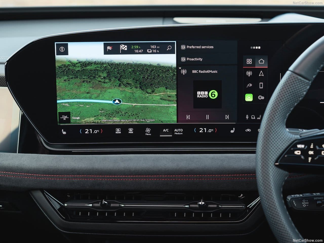 2025 - AUDI S6 AVANT E-TRON UK VERSION, foto 90
