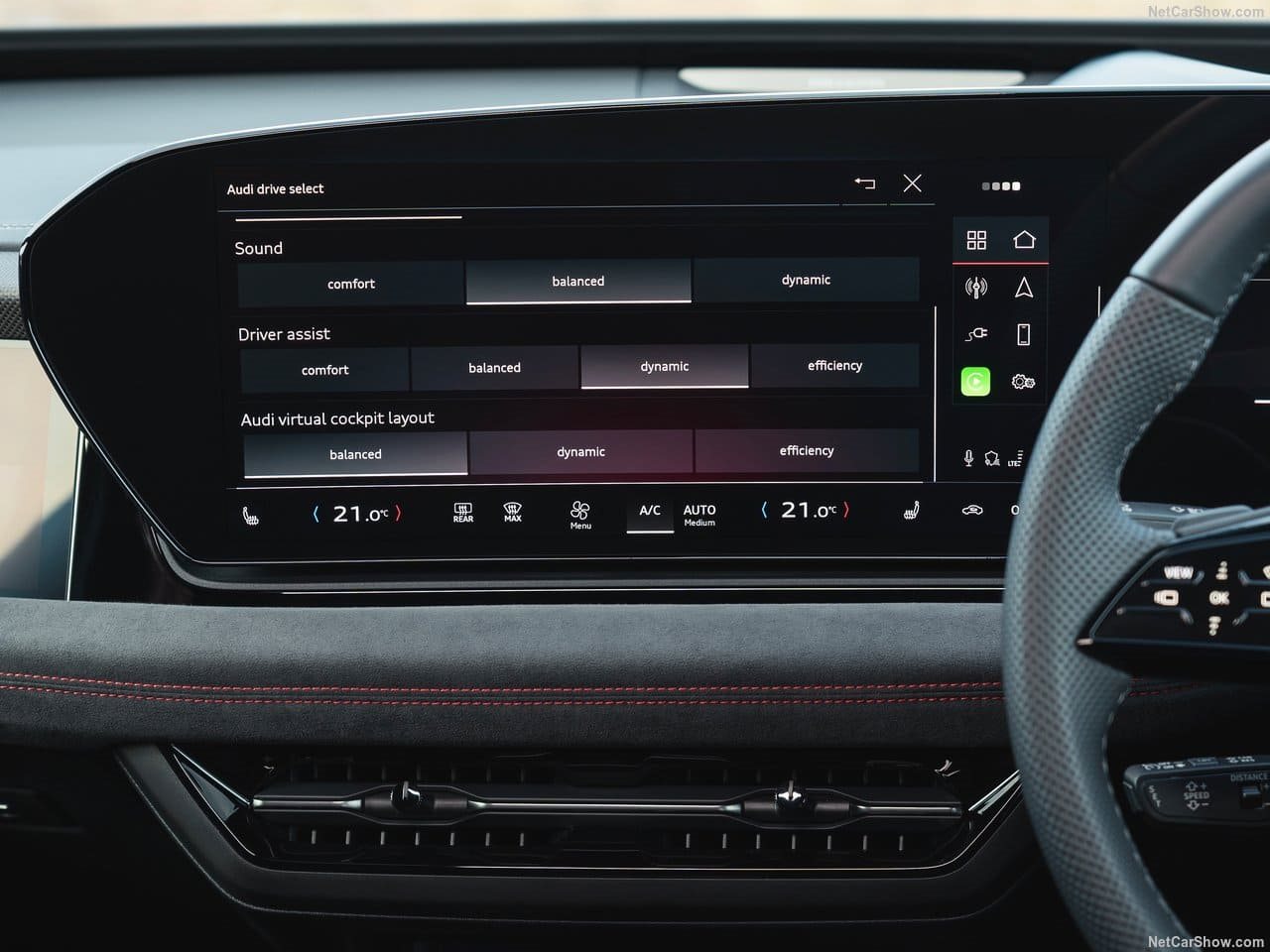 2025 - AUDI S6 AVANT E-TRON UK VERSION, foto 102