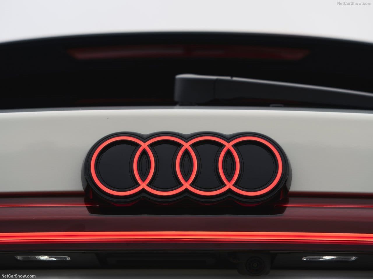 2025 - AUDI S6 AVANT E-TRON UK VERSION, foto 171