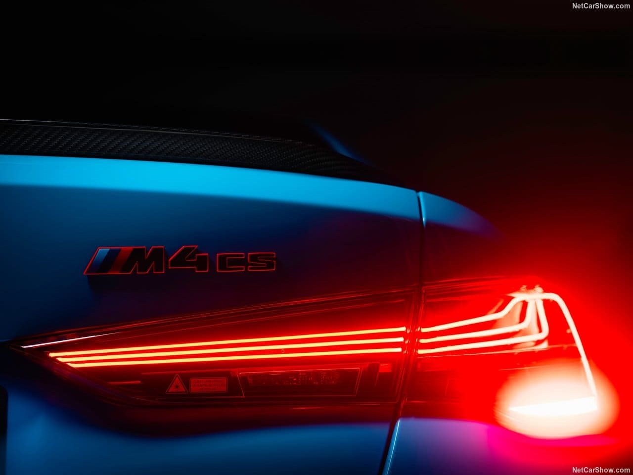 2025 - BMW M4 CS UK VERSION, foto 36