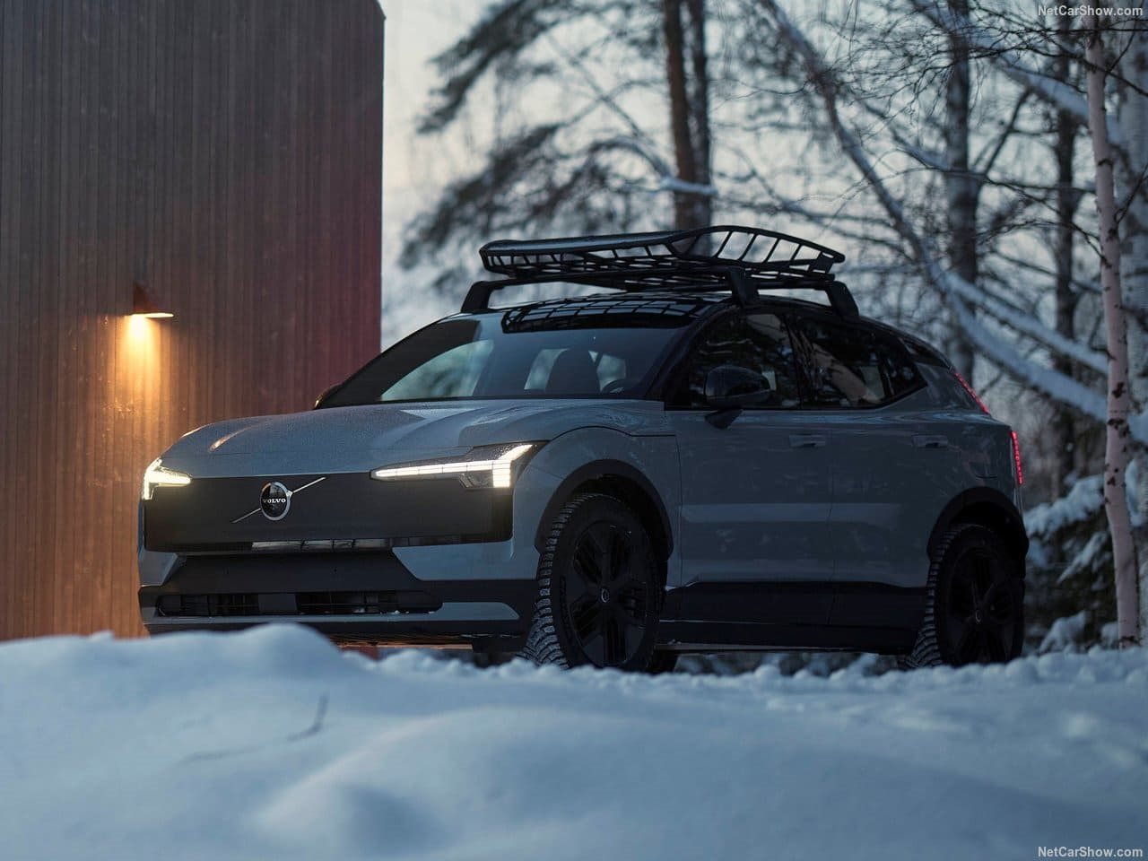 2026 - VOLVO EX30 CROSS COUNTRY, foto 1
