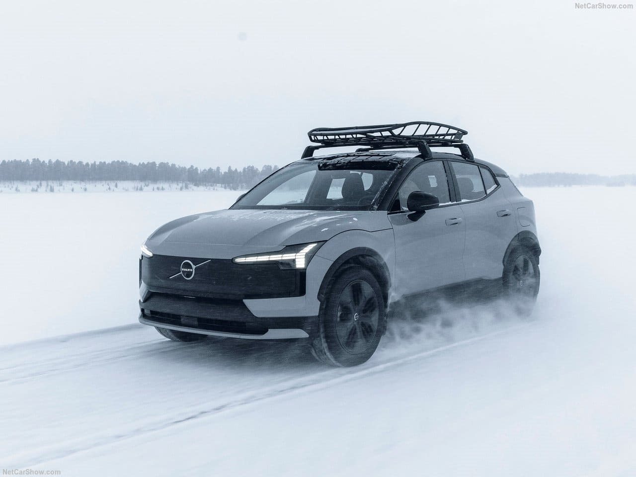 2026 - VOLVO EX30 CROSS COUNTRY, foto 12