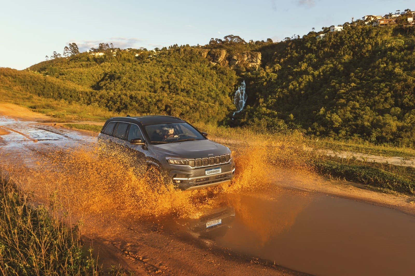 2025 - JEEP COMMANDER OVERLAND 2.2 TURBODIESEL, foto 8