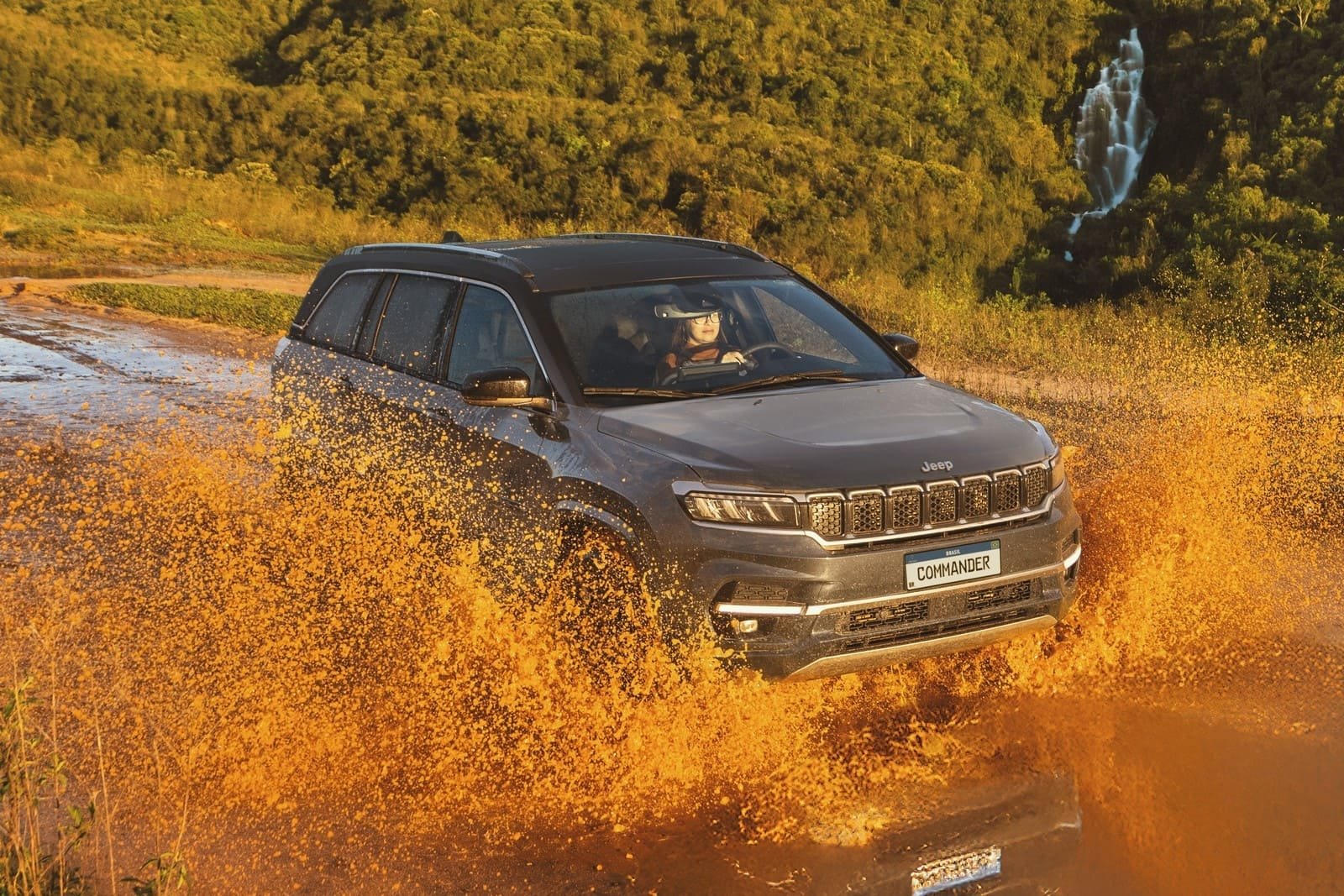 2025 - JEEP COMMANDER OVERLAND 2.2 TURBODIESEL, foto 19