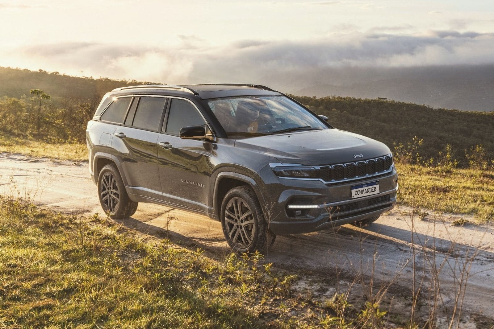 2025 - JEEP COMMANDER OVERLAND 2.2 TURBODIESEL, foto 20