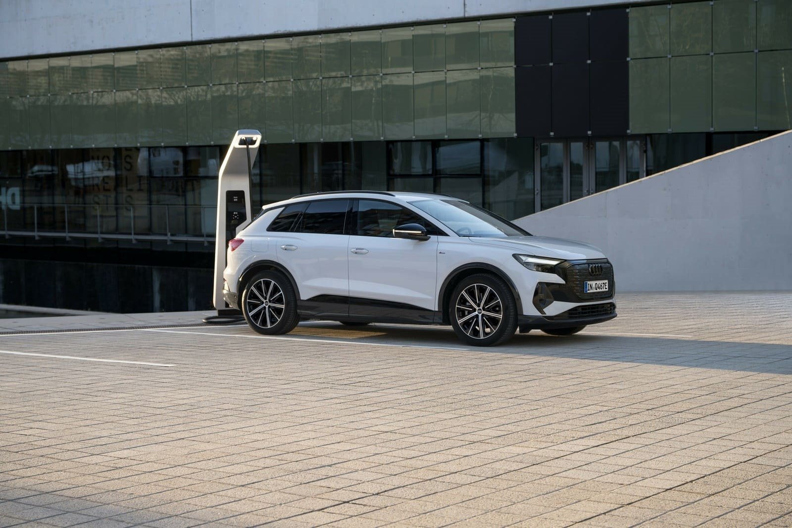 2025 - AUDI Q4 40 E-TRON, foto 1