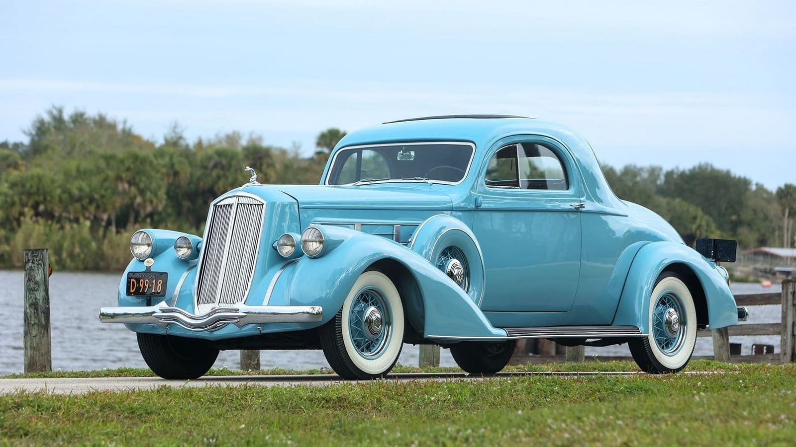 PIERCE-ARROW DE LUXE EIGHT COUPE, foto 1