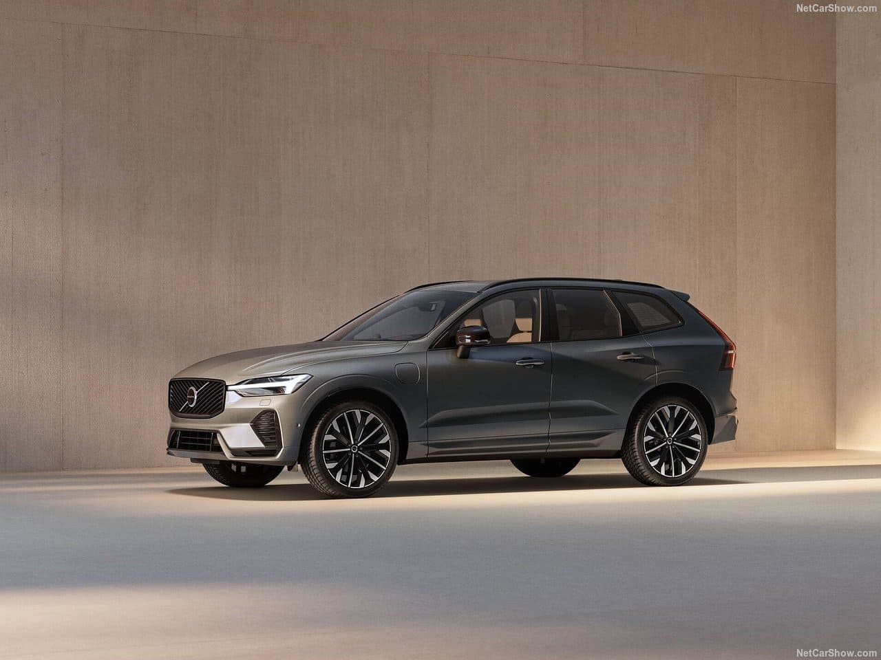 2026 - VOLVO XC60, foto 1