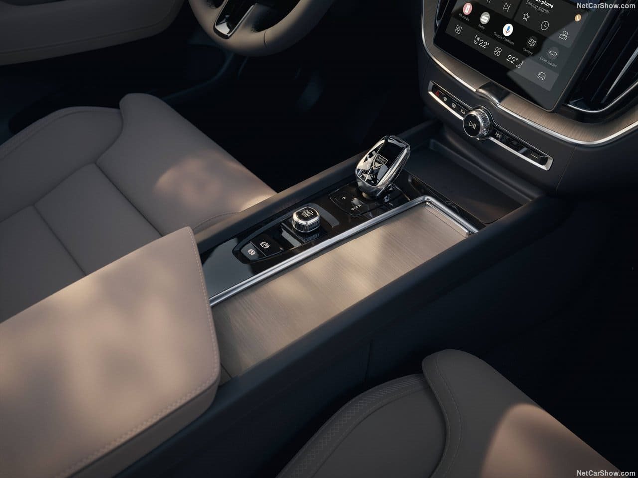 2026 - VOLVO XC60, foto 18