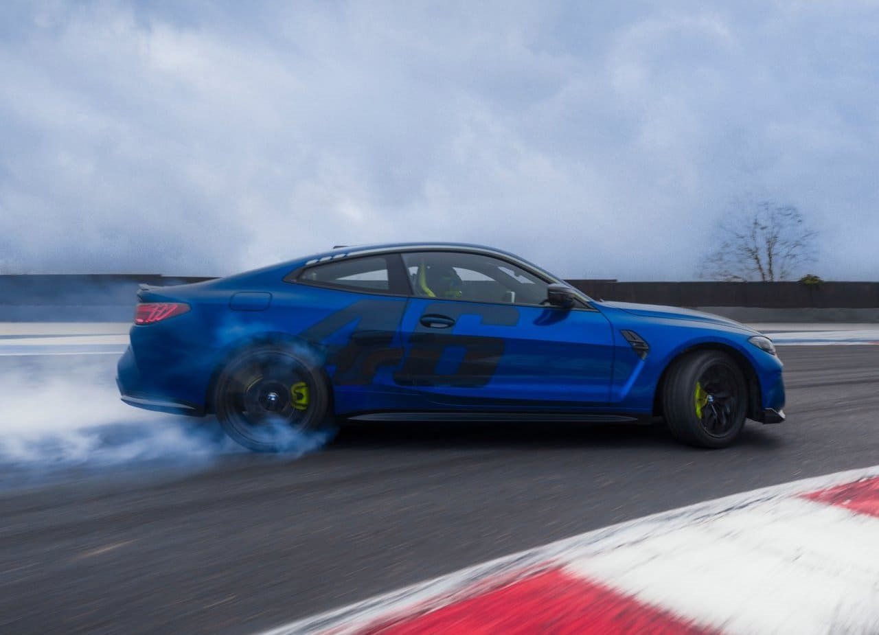 2025 - BMW M4 CS EDITION VR46, foto 13