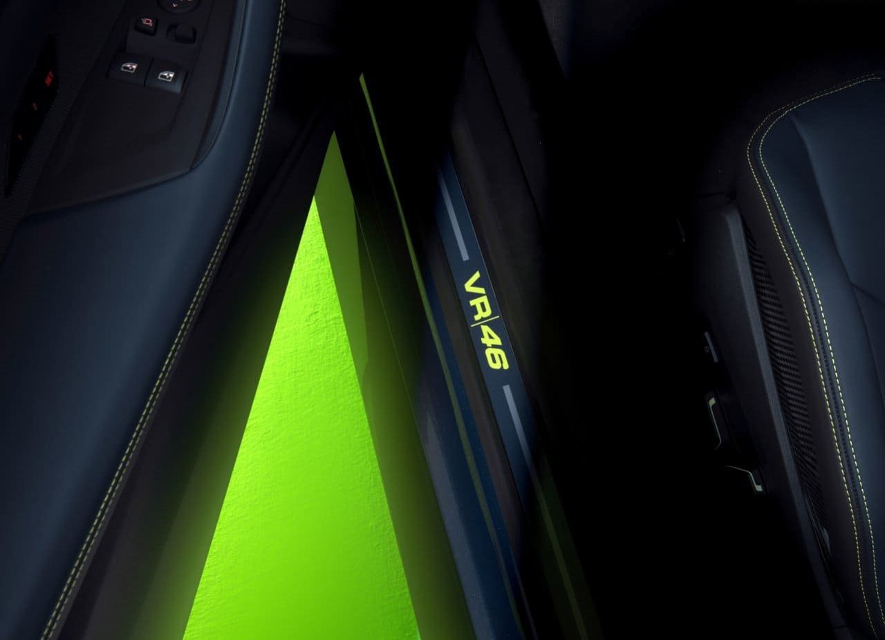 2025 - BMW M4 CS EDITION VR46, foto 27