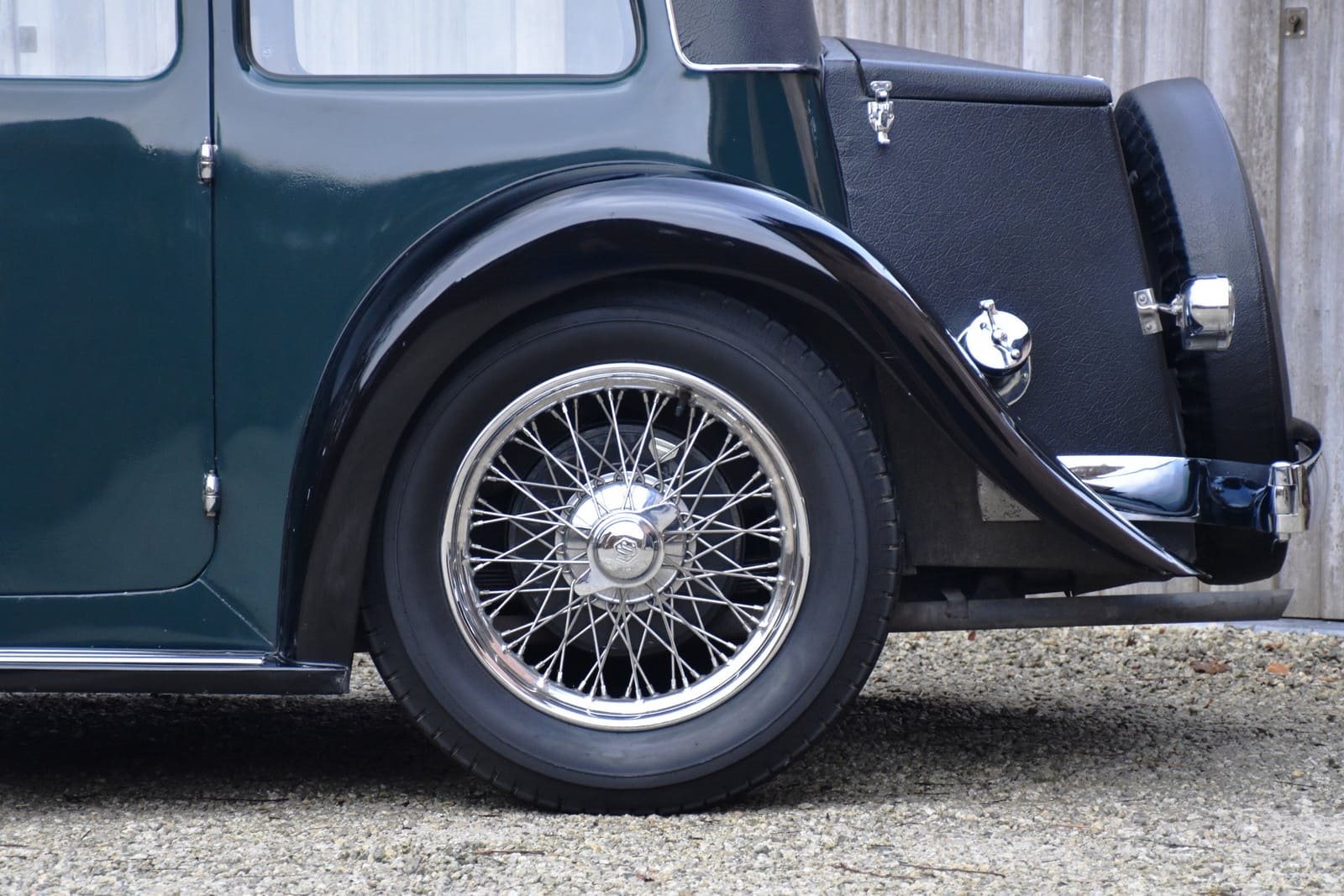 1934 - JAGUAR SS-1 FOUR LIGHT SALOON GREEN, foto 24