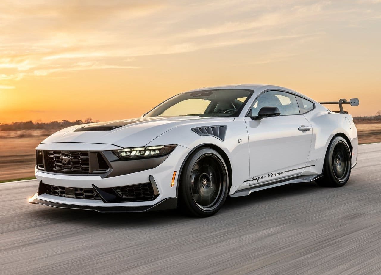 FORD MUSTANG DARK HORSE SUPER VENOM BY HENNESSEY, foto 3
