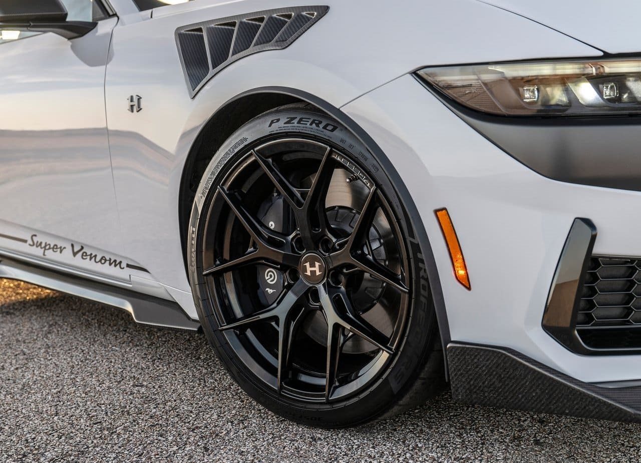 FORD MUSTANG DARK HORSE SUPER VENOM BY HENNESSEY, foto 13