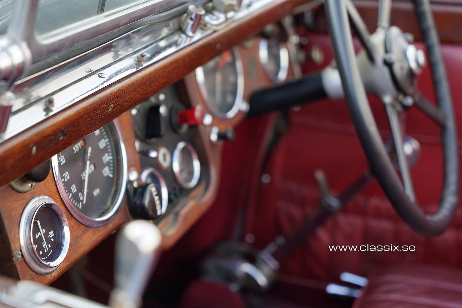 1932 - INVICTA 3 LITRE SALMONS & SONS CABRIOLET, foto 11