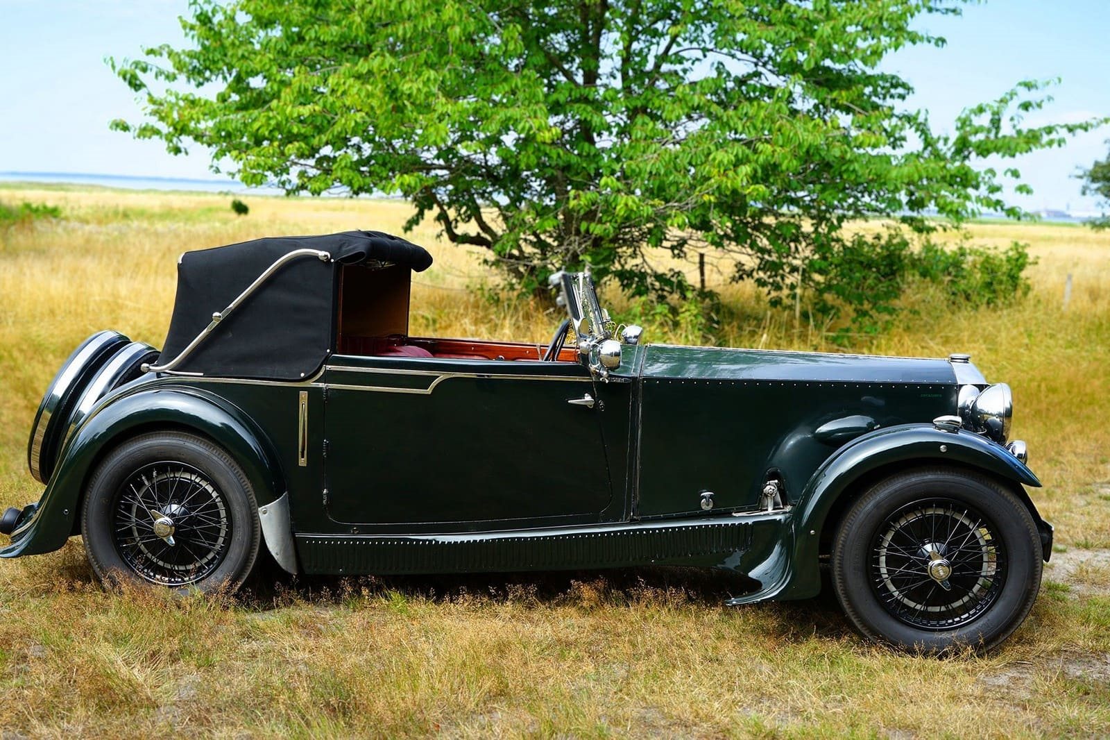 1932 - INVICTA 3 LITRE SALMONS & SONS CABRIOLET, foto 23