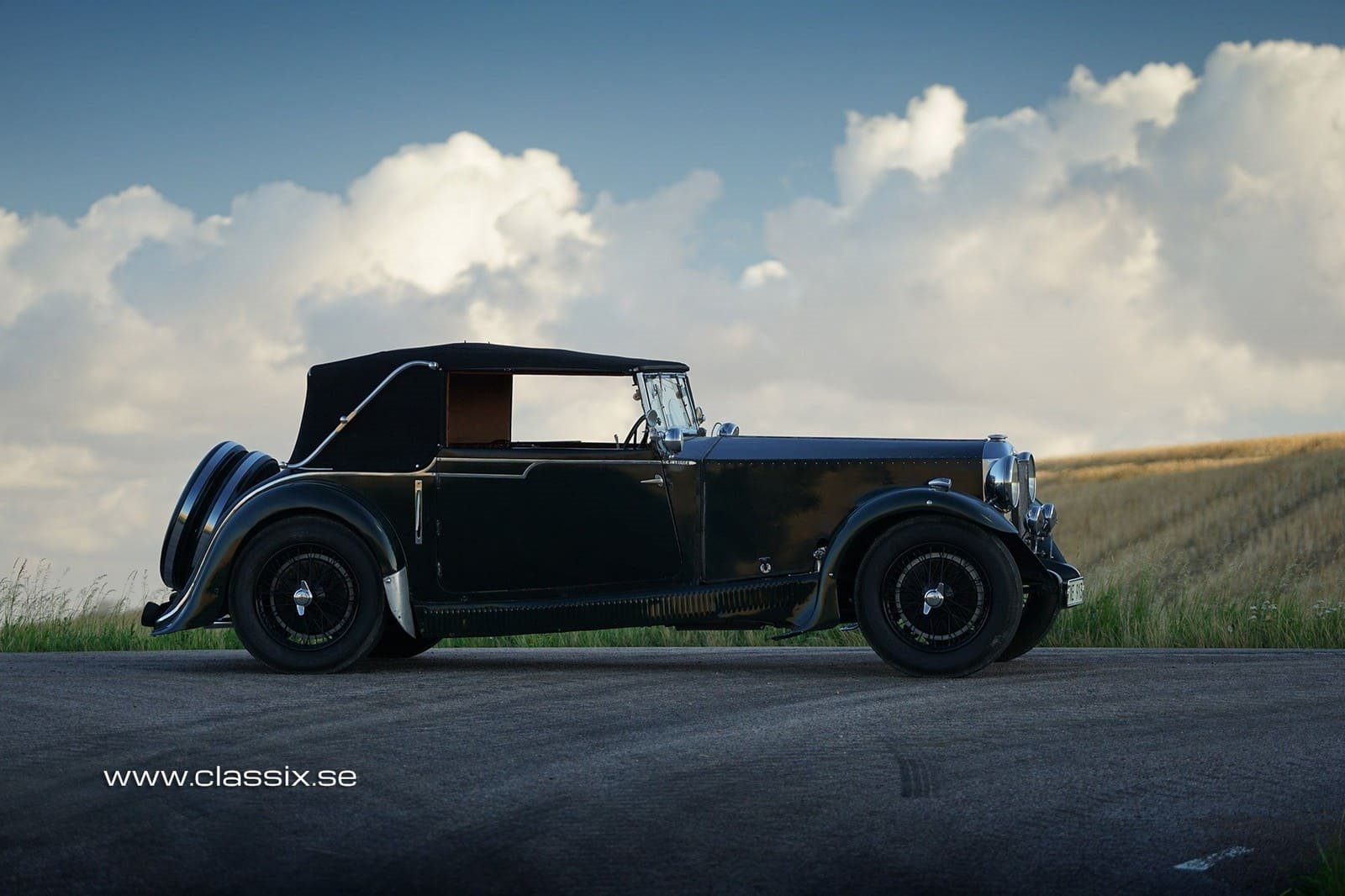 1932 - INVICTA 3 LITRE SALMONS & SONS CABRIOLET, foto 35