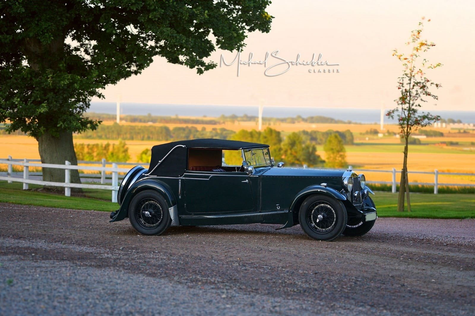 1932 - INVICTA 3 LITRE SALMONS & SONS CABRIOLET, foto 39