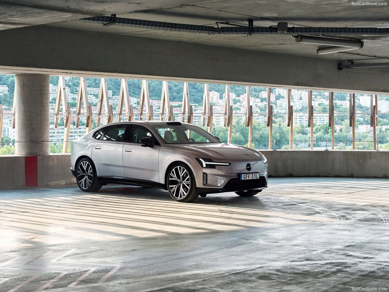 2026 - VOLVO ES90, foto 2