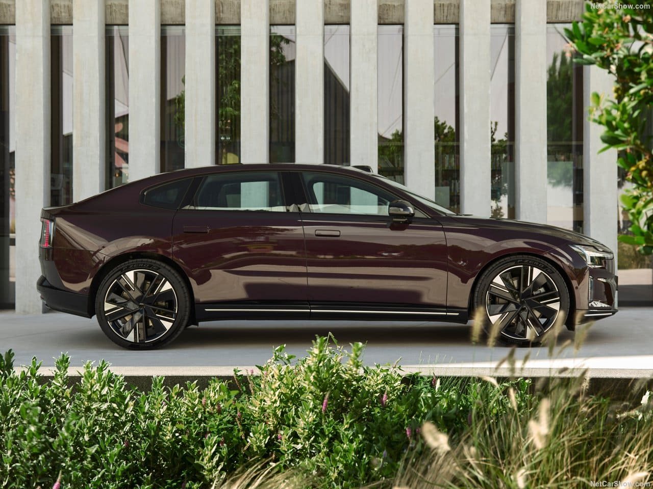2026 - VOLVO ES90, foto 43
