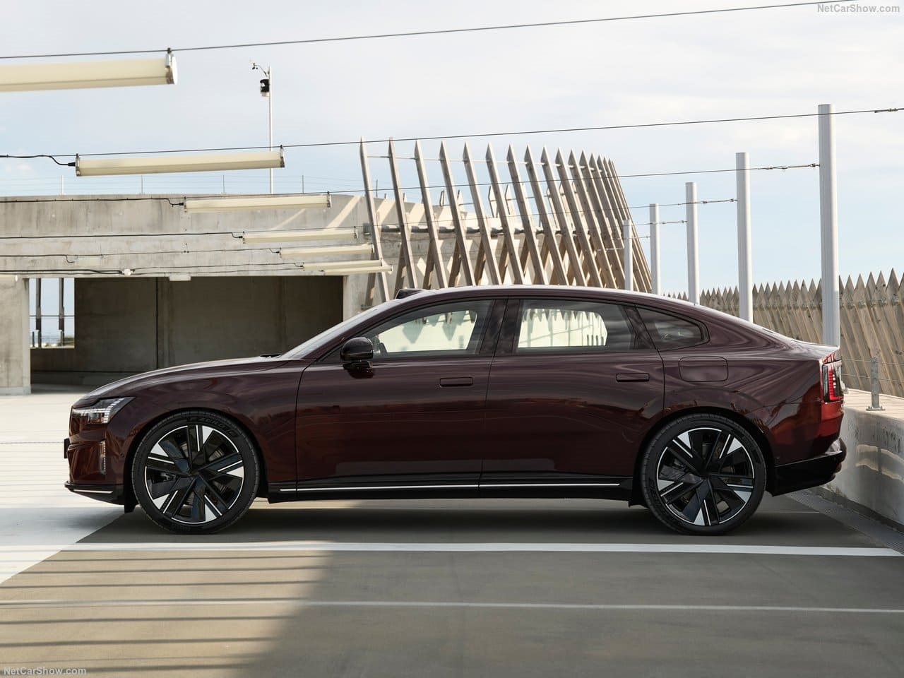 2026 - VOLVO ES90, foto 44