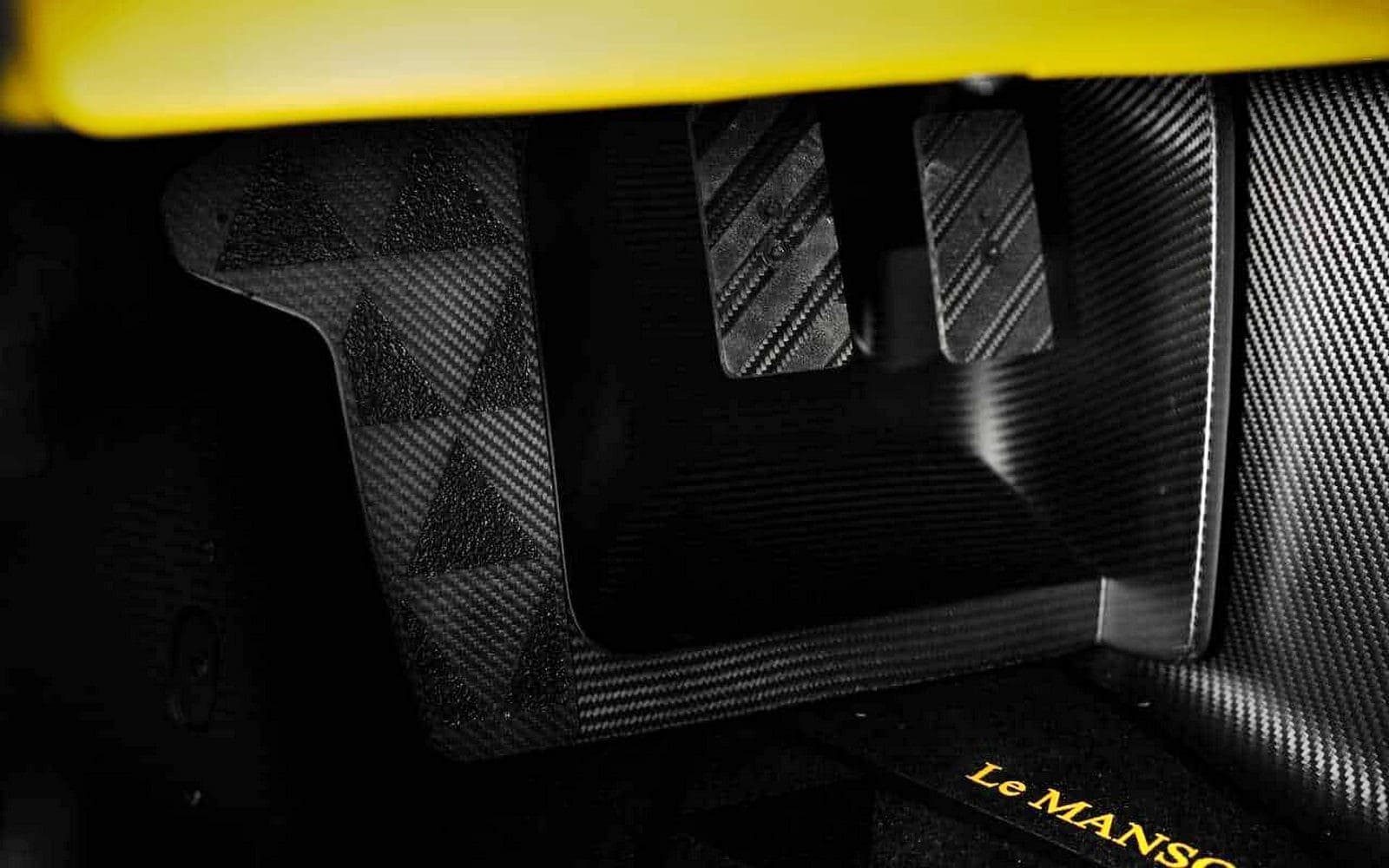 2025 - FORD GT MANSORY X UNDER ARMOUR ‘LE MANSORY’, foto 14