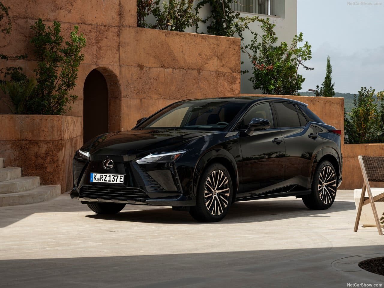 LEXUS RZ, foto 4