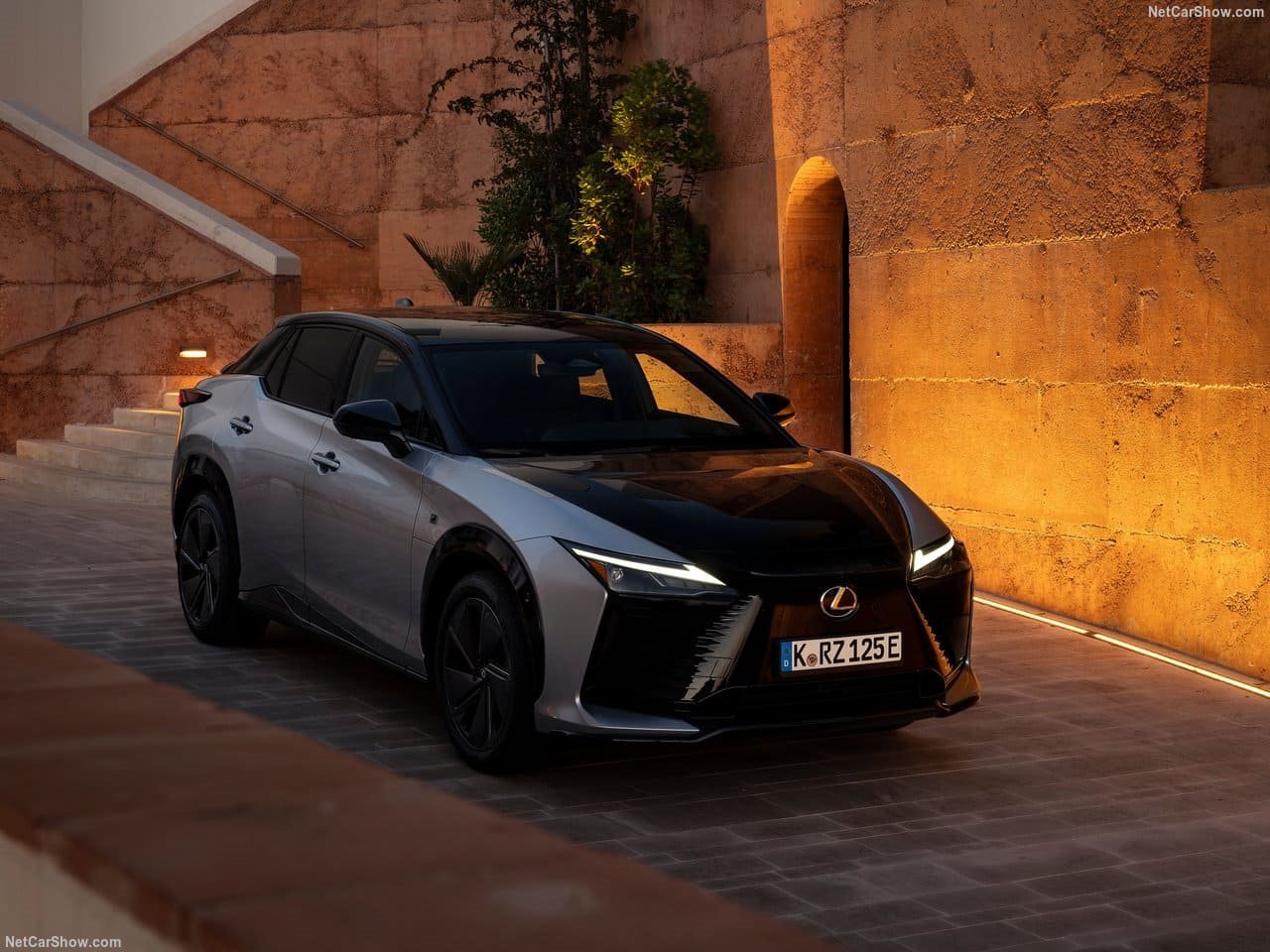 LEXUS RZ, foto 8