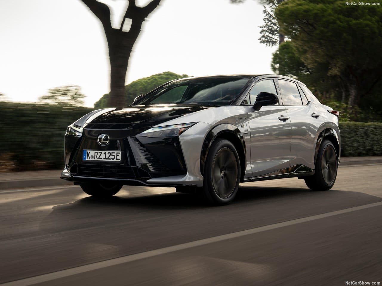 LEXUS RZ, foto 14