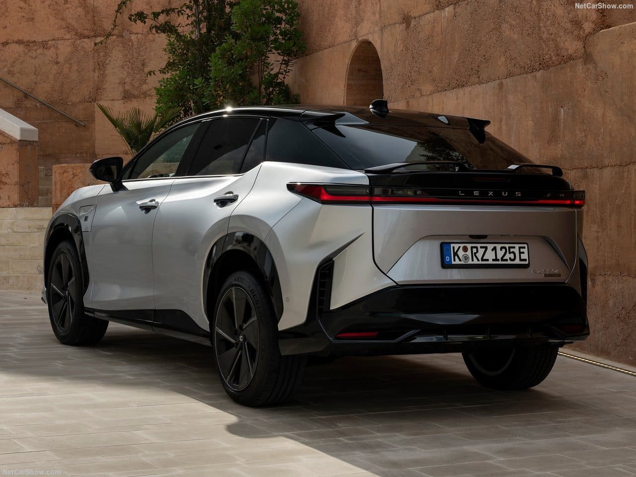 LEXUS RZ, foto 47