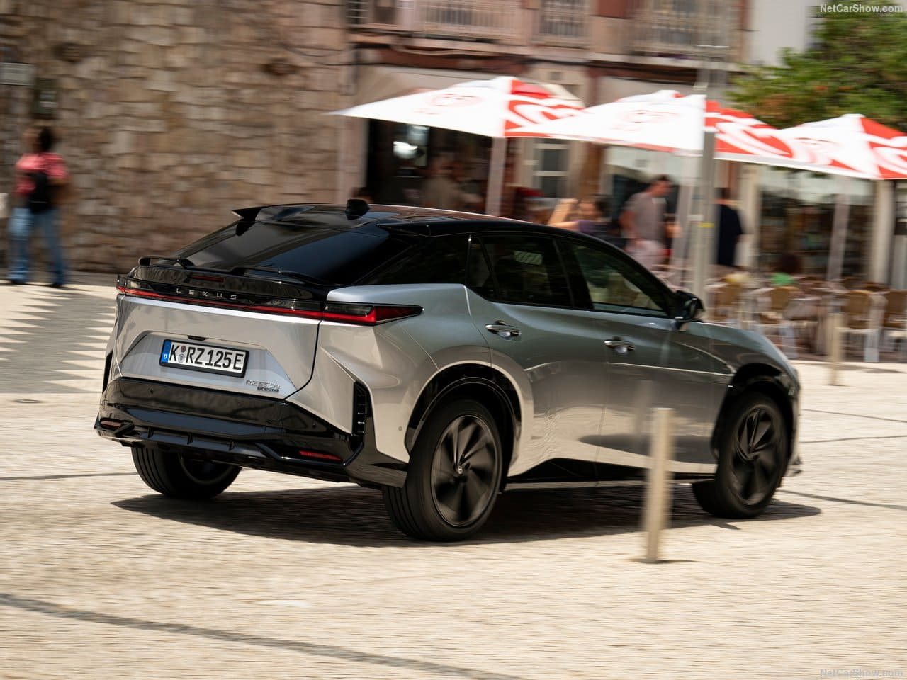 LEXUS RZ, foto 57
