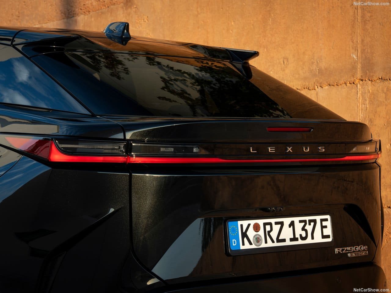 LEXUS RZ, foto 103