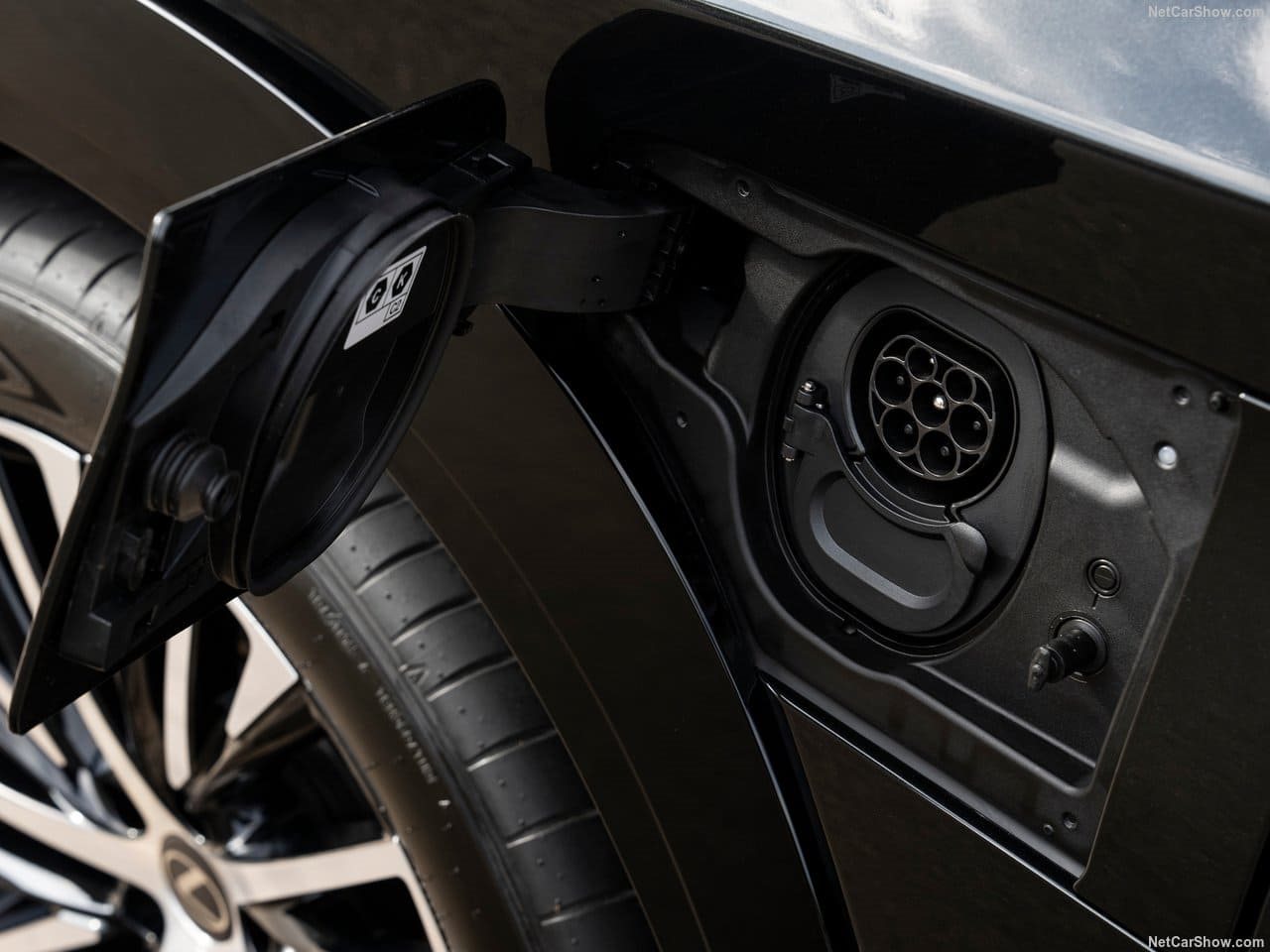 LEXUS RZ, foto 111