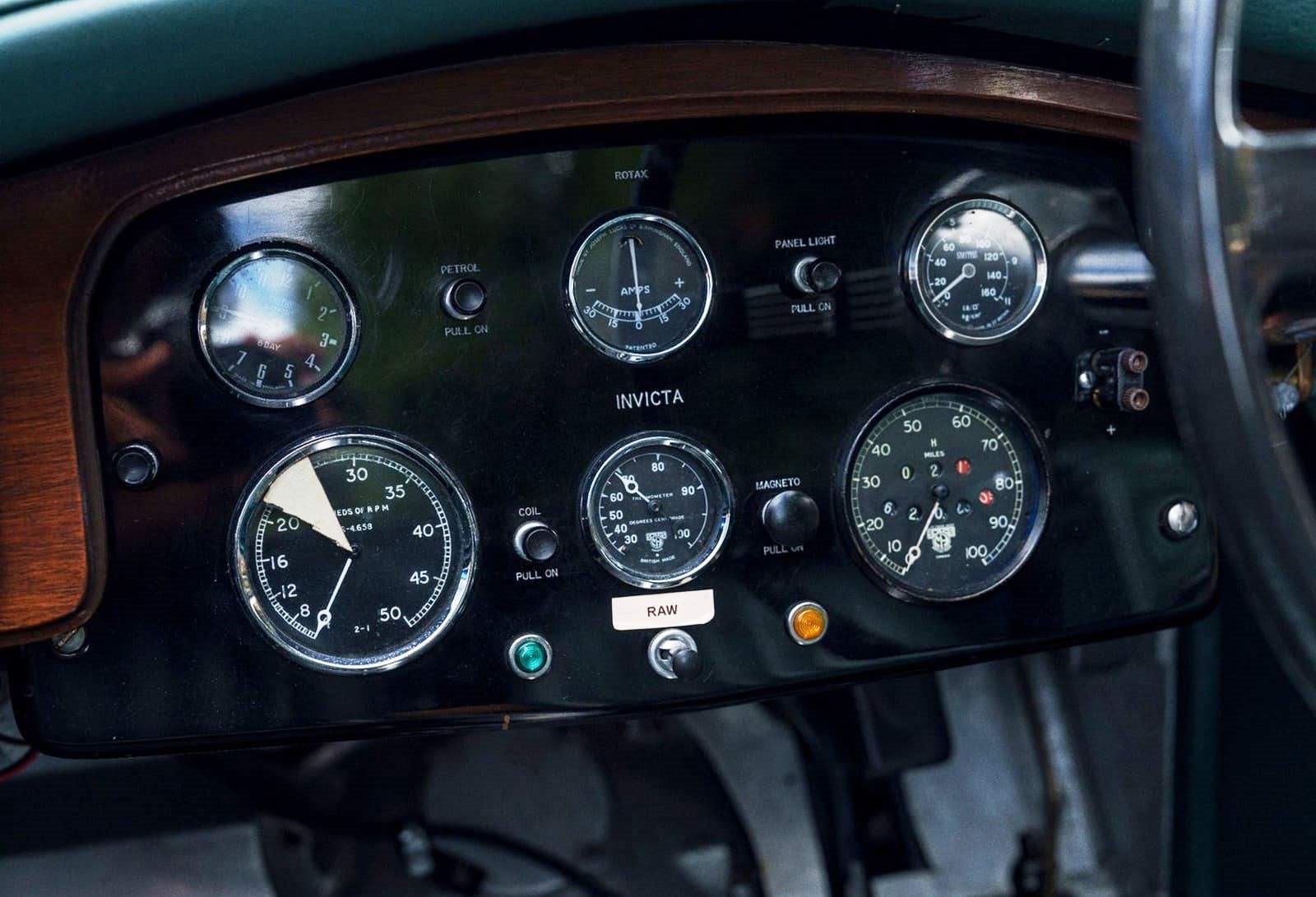 1932 - INVICTA 4.5 LITRE ROADSTER, foto 34